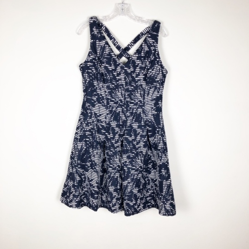 sleeveless short dress in Woman  size 10 NWOT